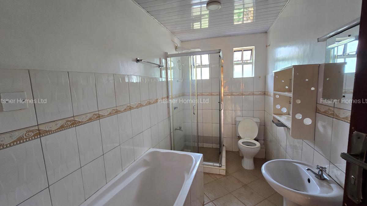 4 Bed House with En Suite in Kiambu Road - 17