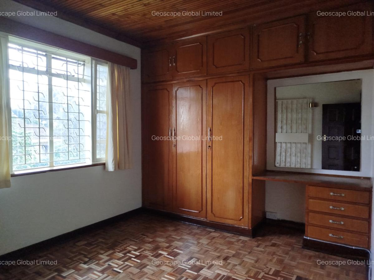 5 Bed House with En Suite in Muthaiga - 4