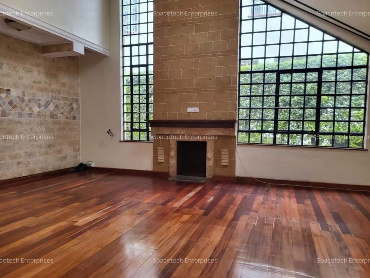 4 Bed Townhouse with En Suite in Kitisuru - 3