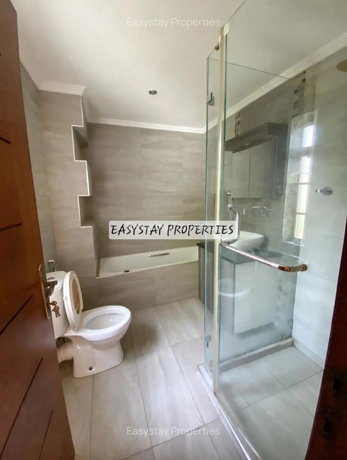 2 Bed House with En Suite in Runda - 7