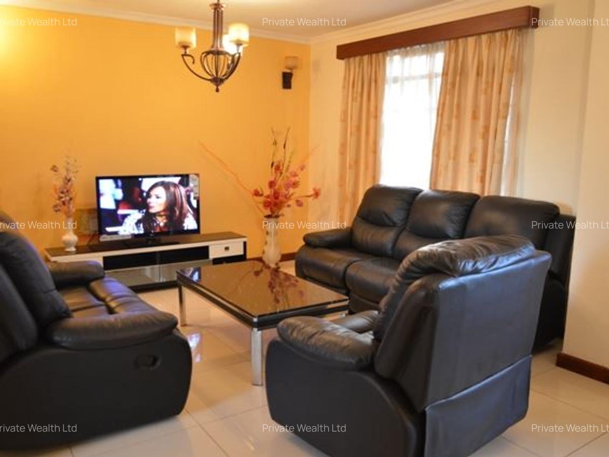 3 Bed Apartment with En Suite at Temus Road - 1
