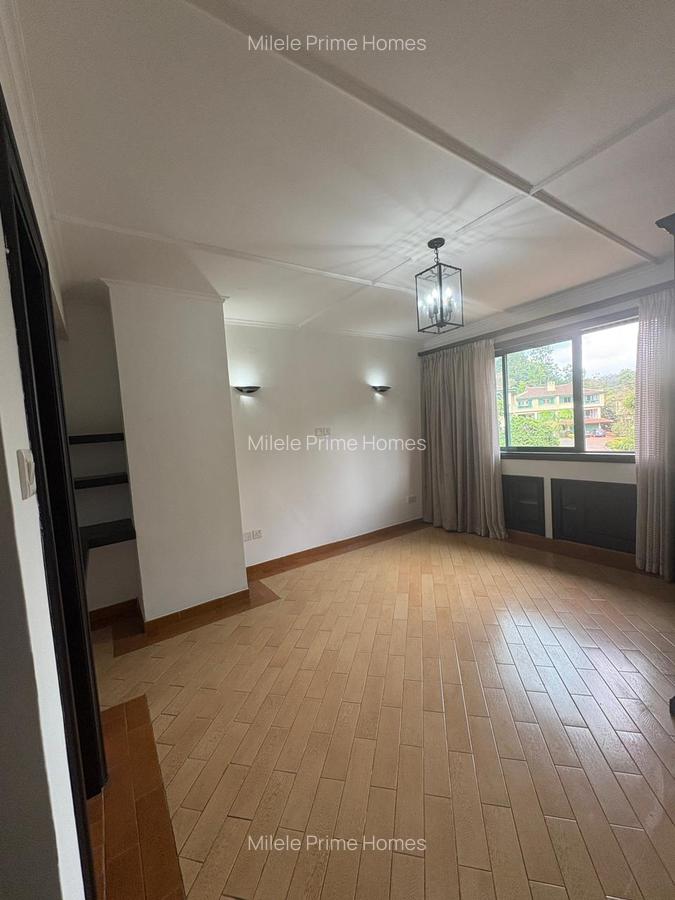 4 Bed Townhouse with En Suite at Grevillea Groove - 4