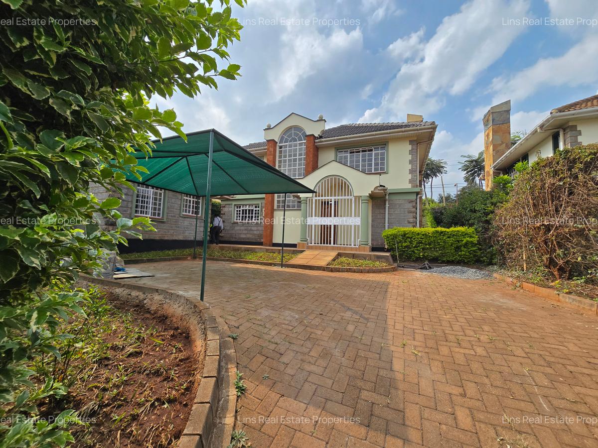 4 Bed Townhouse with En Suite in Runda - 1