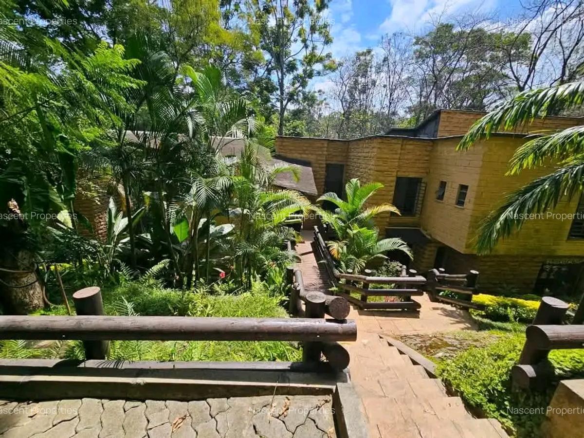 5 Bed House with En Suite in Kitisuru - 1