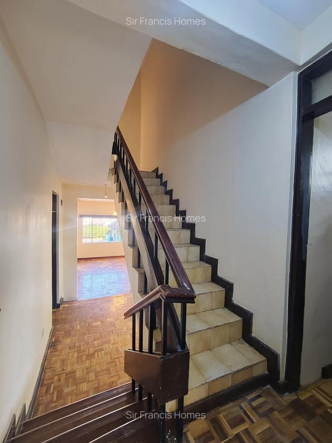 Serviced 3 Bed Apartment with En Suite in Kilimani - 5
