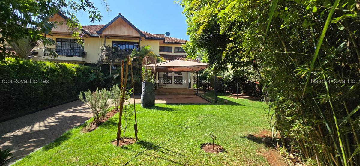 4 Bed Townhouse with En Suite at Lavington Green - 5