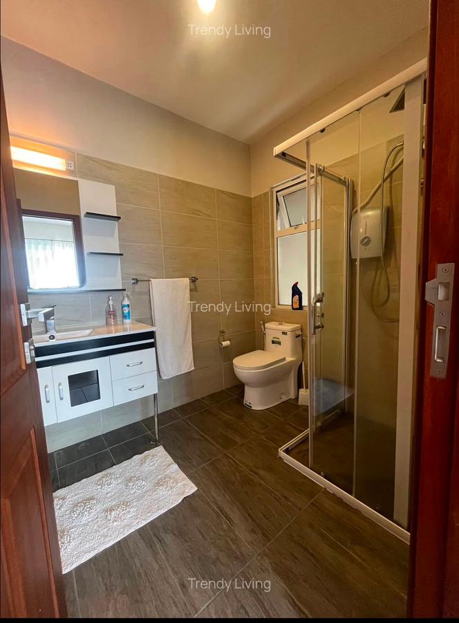 Serviced 2 Bed Apartment with En Suite in Kileleshwa - 10