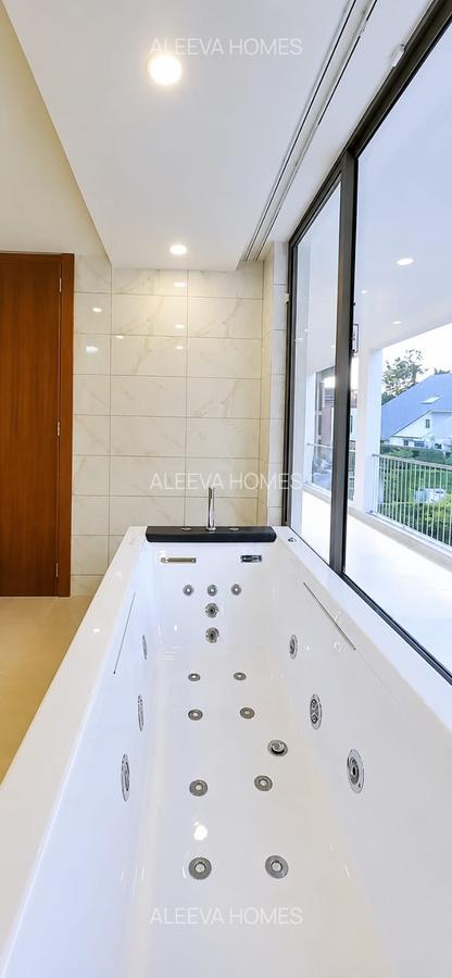 5 Bed Villa with En Suite in Karen - 16