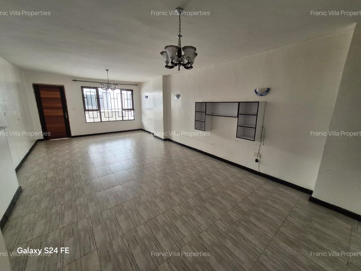 4 Bed Apartment with En Suite at Parklands - 11