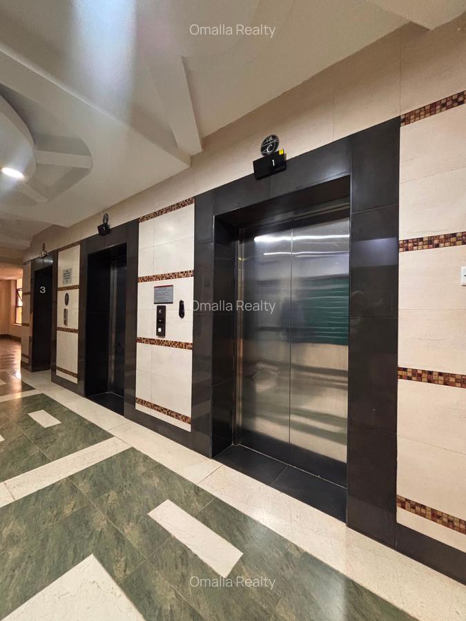 960 ft² Office with Service Charge Included in Westlands Area - 11
