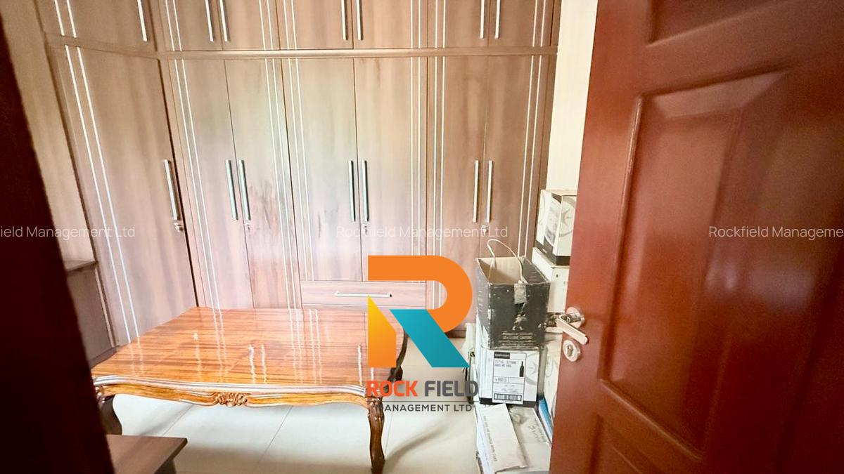 5 Bed Townhouse with En Suite at Peponi Road - 14