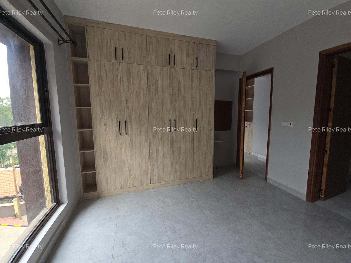 2 Bed Apartment with En Suite at School Lane - 7