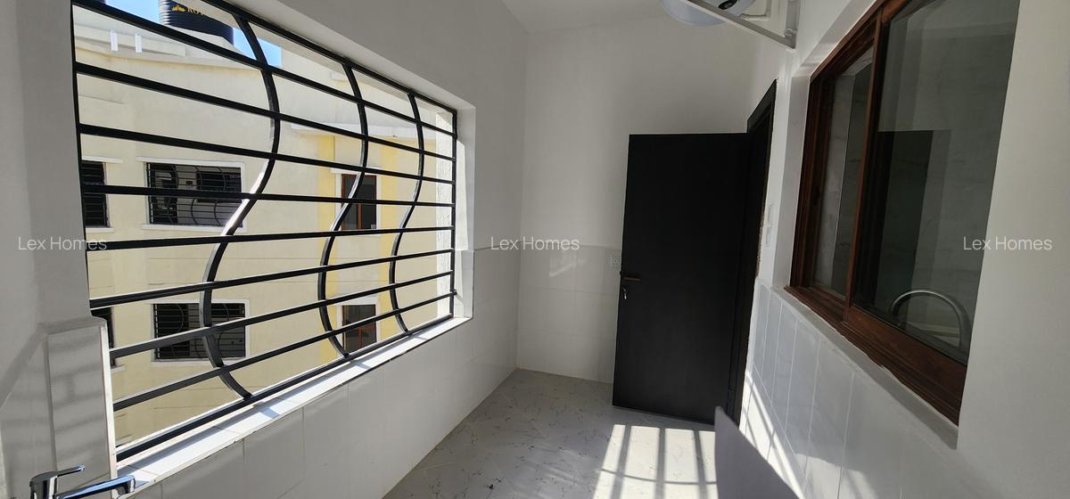 3 Bed Apartment with En Suite at Mandela Road - 5