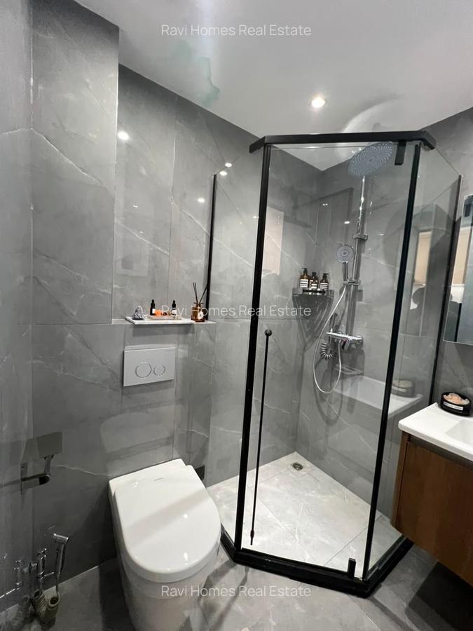 1 Bed Apartment with En Suite at Peponi Road - 18