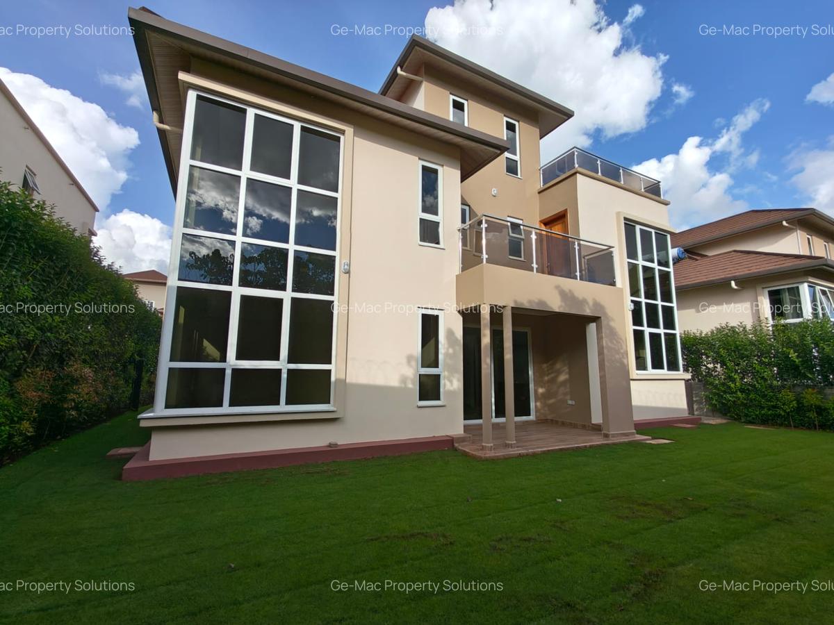4 Bed House with Swimming Pool in Runda - 1