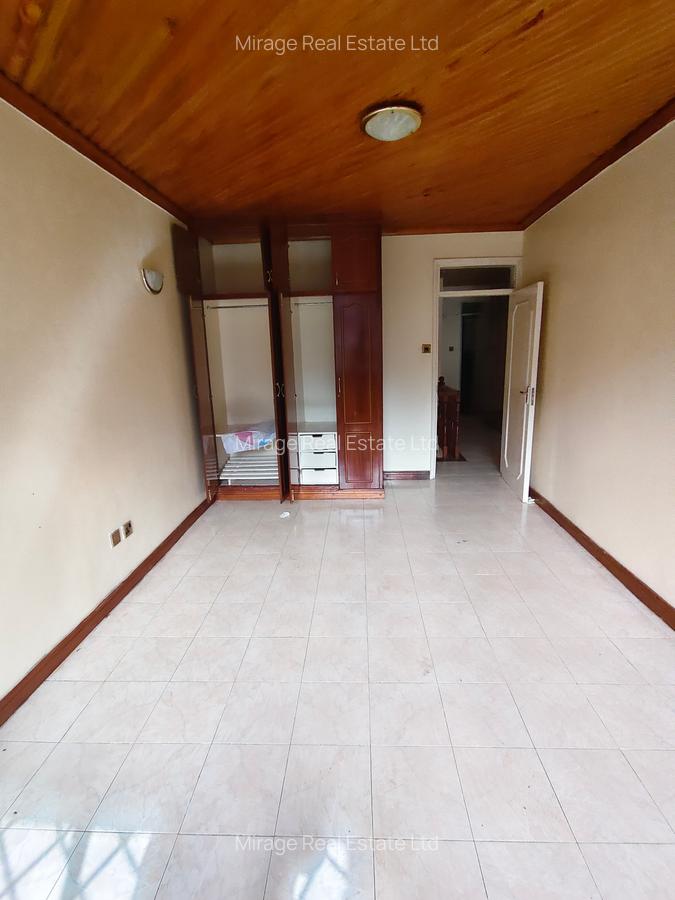 4 Bed House in Kileleshwa - 3