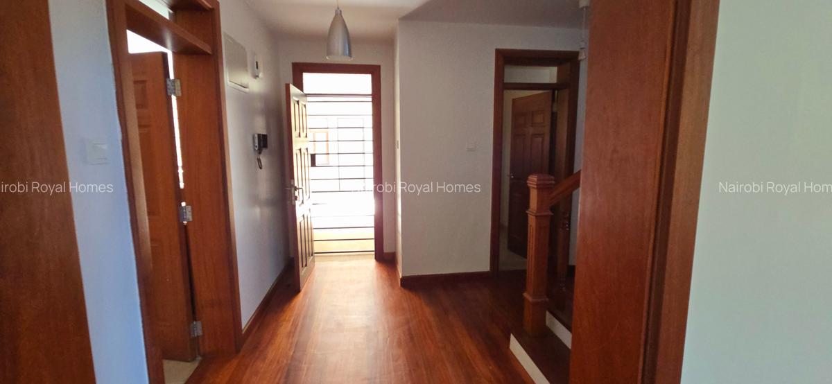 5 Bed Townhouse with En Suite at Lavington Green - 6