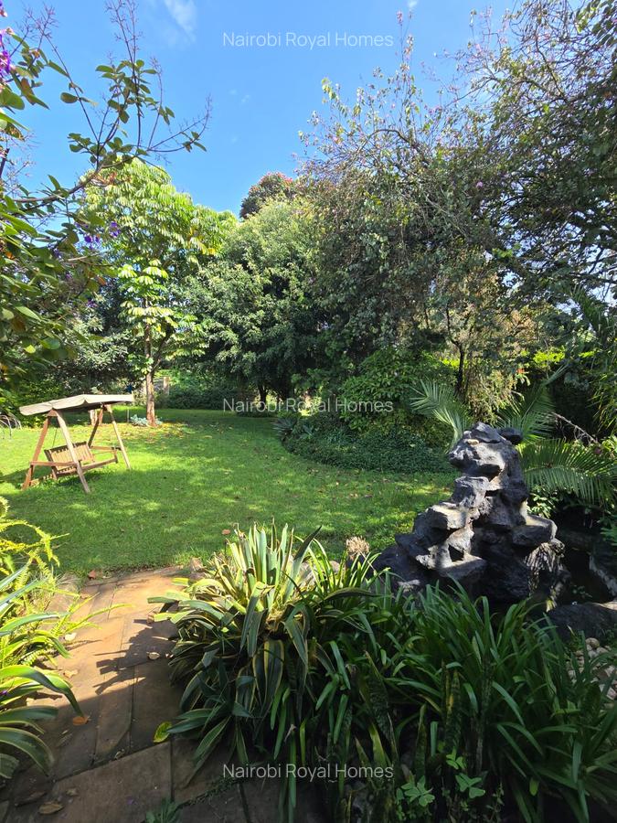 4 Bed House with En Suite at Loresho Road - 6