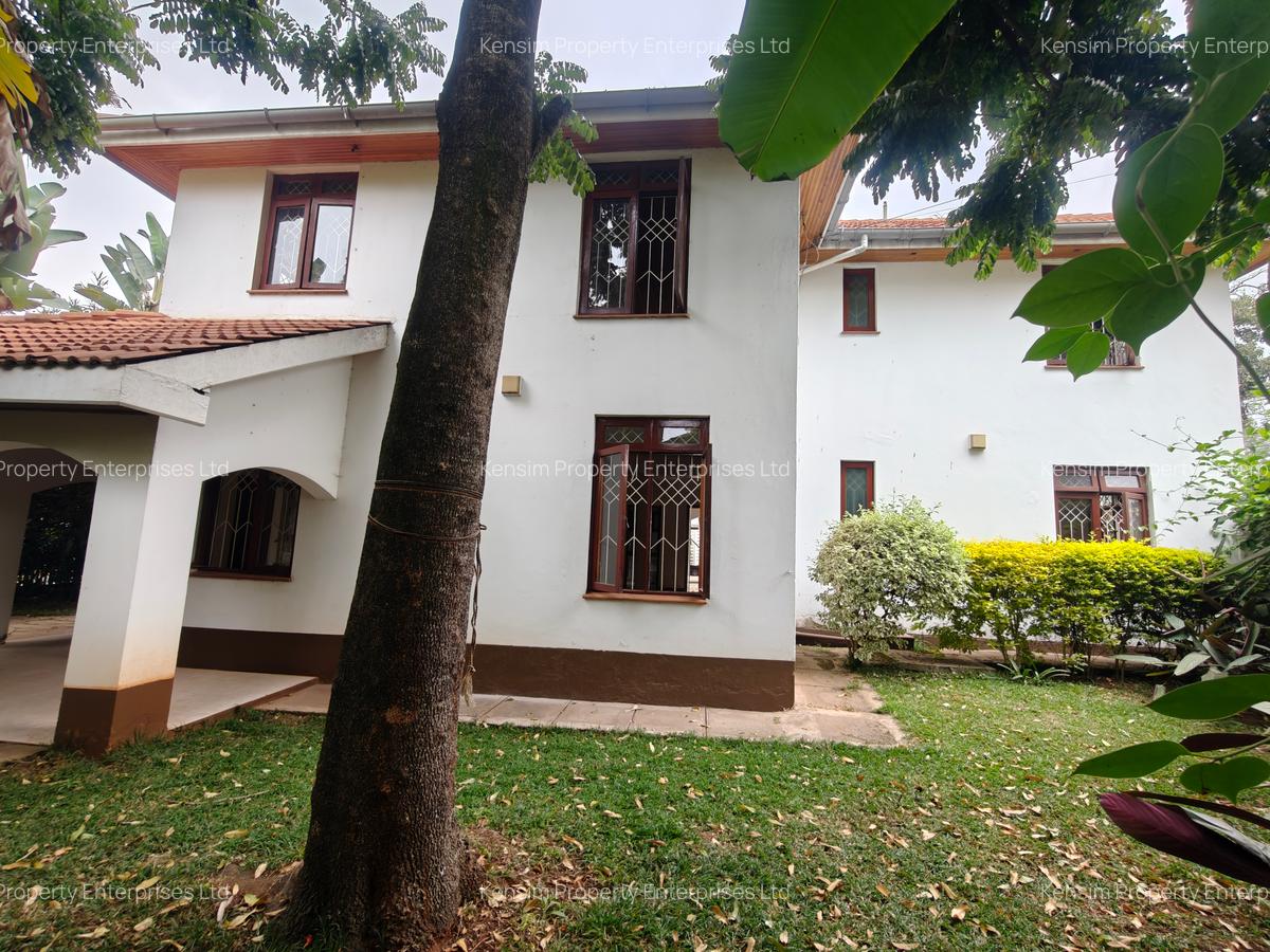 4 Bed Townhouse with En Suite in Lavington - 1