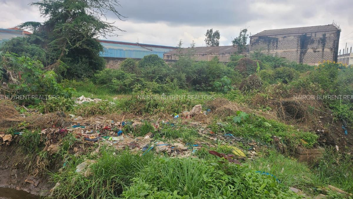 0.408 ac Commercial Land in Industrial Area - 3