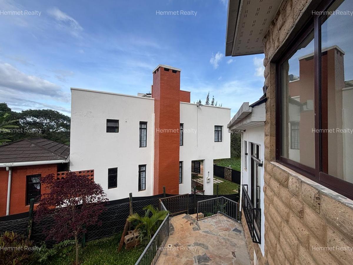 4 Bed Townhouse with En Suite in Kiambu Road - 16