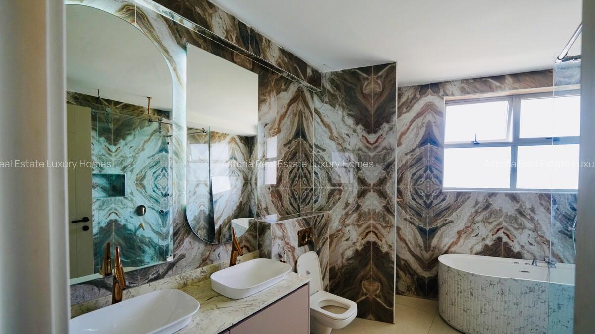 4 Bed Apartment with En Suite at 2026-510 - 10