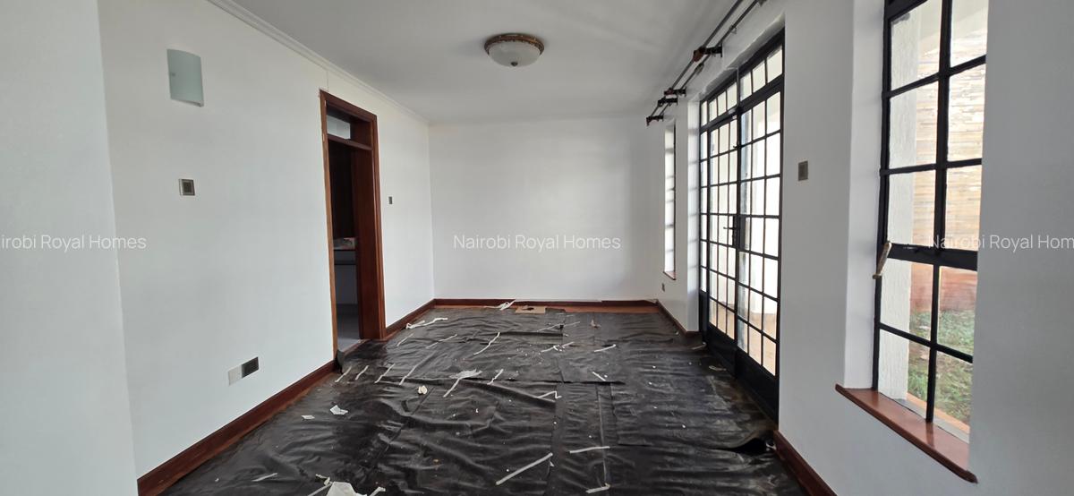 5 Bed Townhouse with En Suite at Mzima Springs - 6