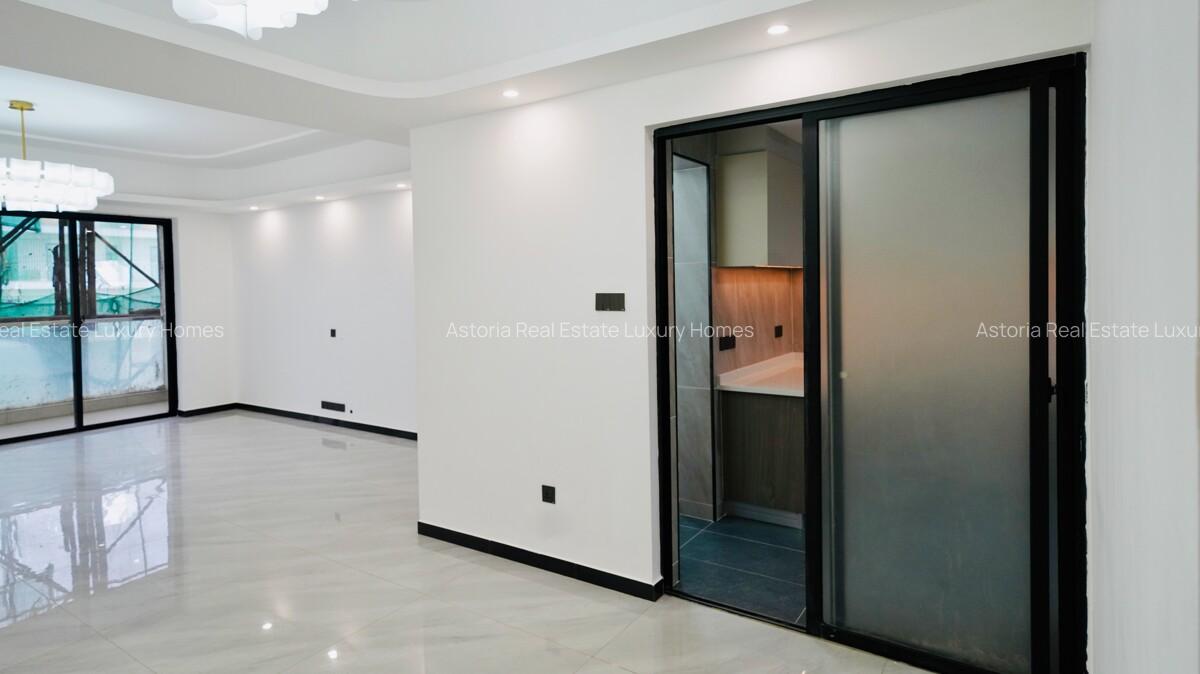 3 Bed Apartment with En Suite at 2026-107 - 16