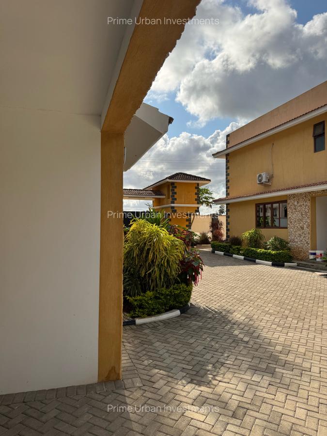 4 Bed House with En Suite in Vipingo - 18