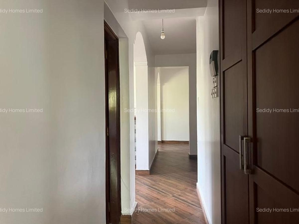5 Bed Townhouse with En Suite in Rosslyn - 9