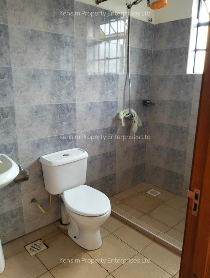 4 Bed Townhouse with En Suite in Kitisuru - 11