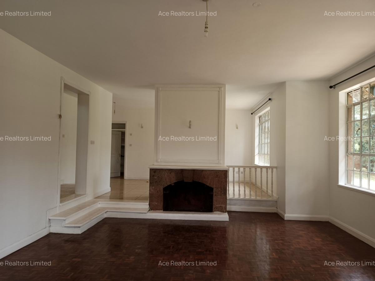 5 Bed Townhouse with En Suite at Karen - 19