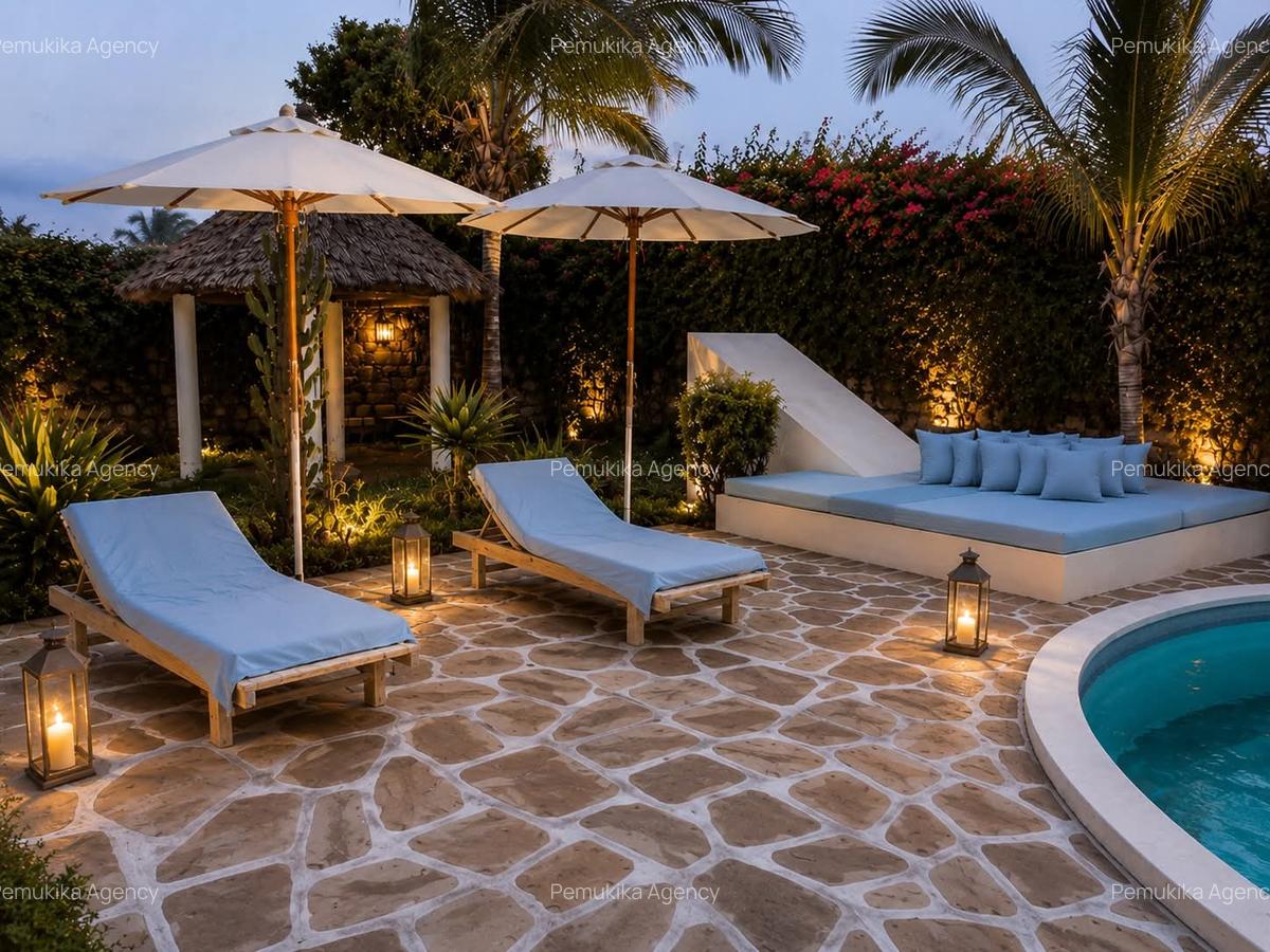4 Bed House with En Suite in Watamu - 3