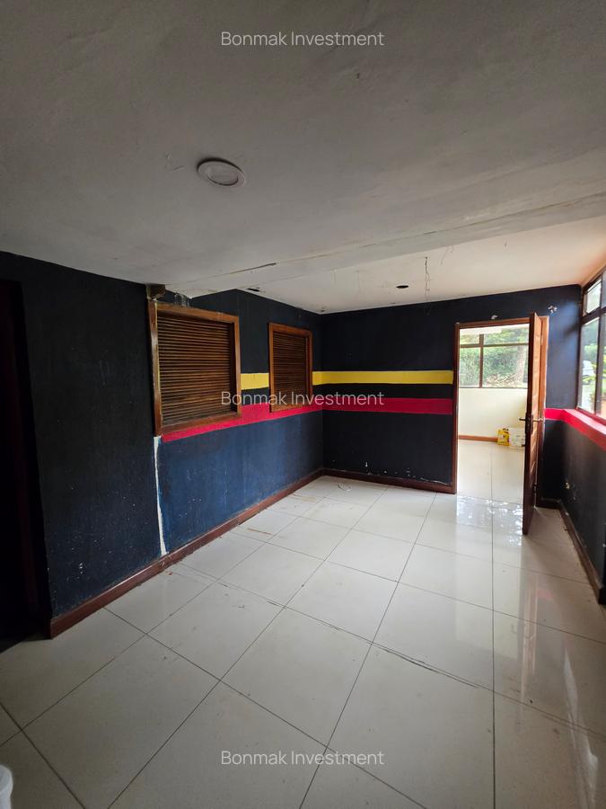 Commercial Property with Fibre Internet at Lavington Green - 10