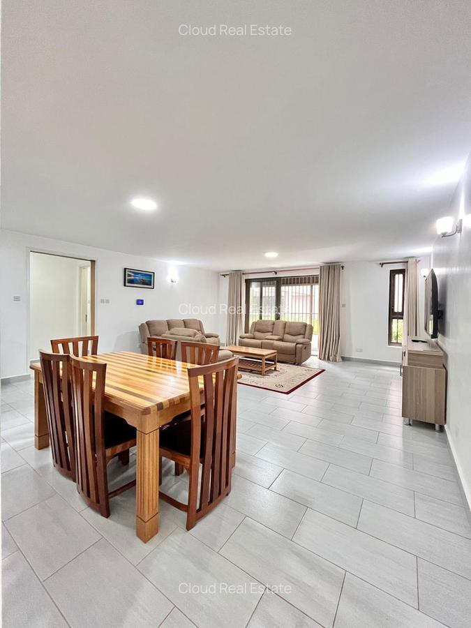 3 Bed Apartment with En Suite in Lavington - 5