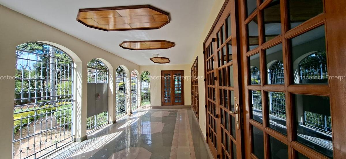 5 Bed House with En Suite in Runda - 5
