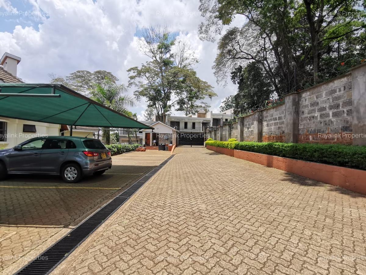 4 Bed Townhouse with En Suite at Eldama Ravine Road - 3