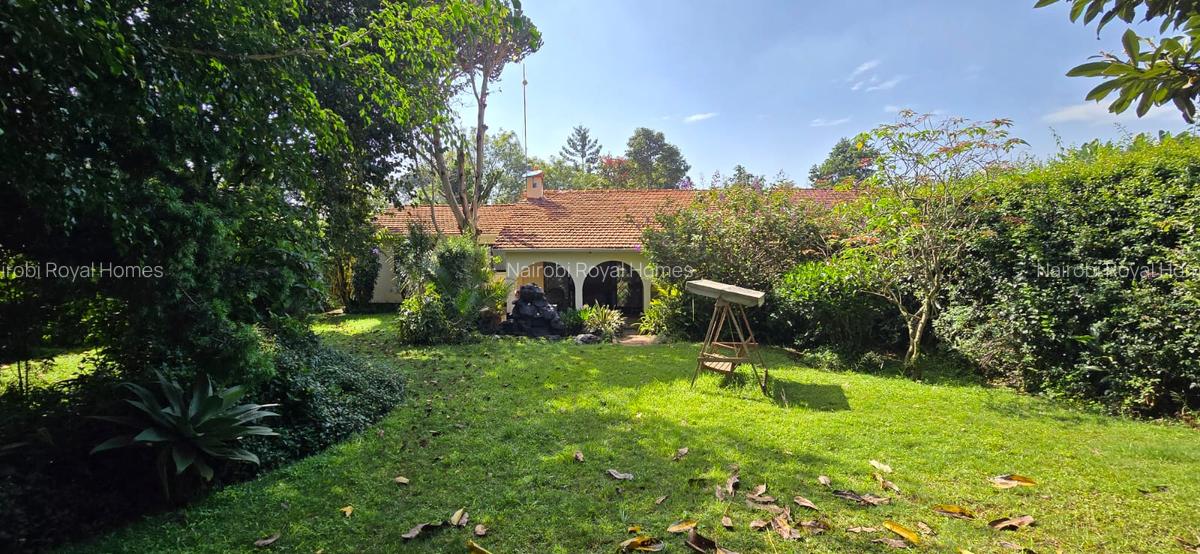 4 Bed House with En Suite at Loresho Road - 1