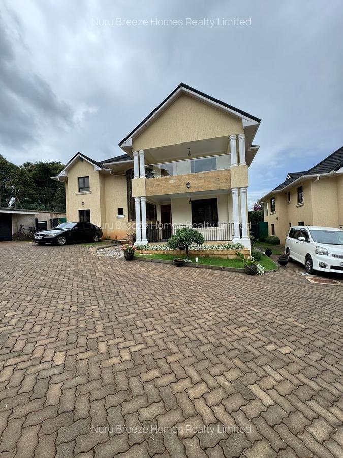 4 Bed Townhouse with En Suite in Lavington - 1