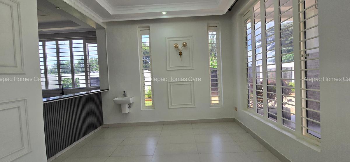 4 Bed House with En Suite at Mugutha - 4