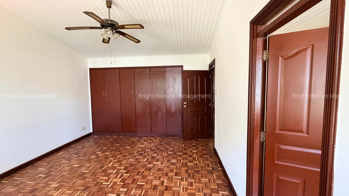 4 Bed Townhouse with En Suite in Muthaiga - 10