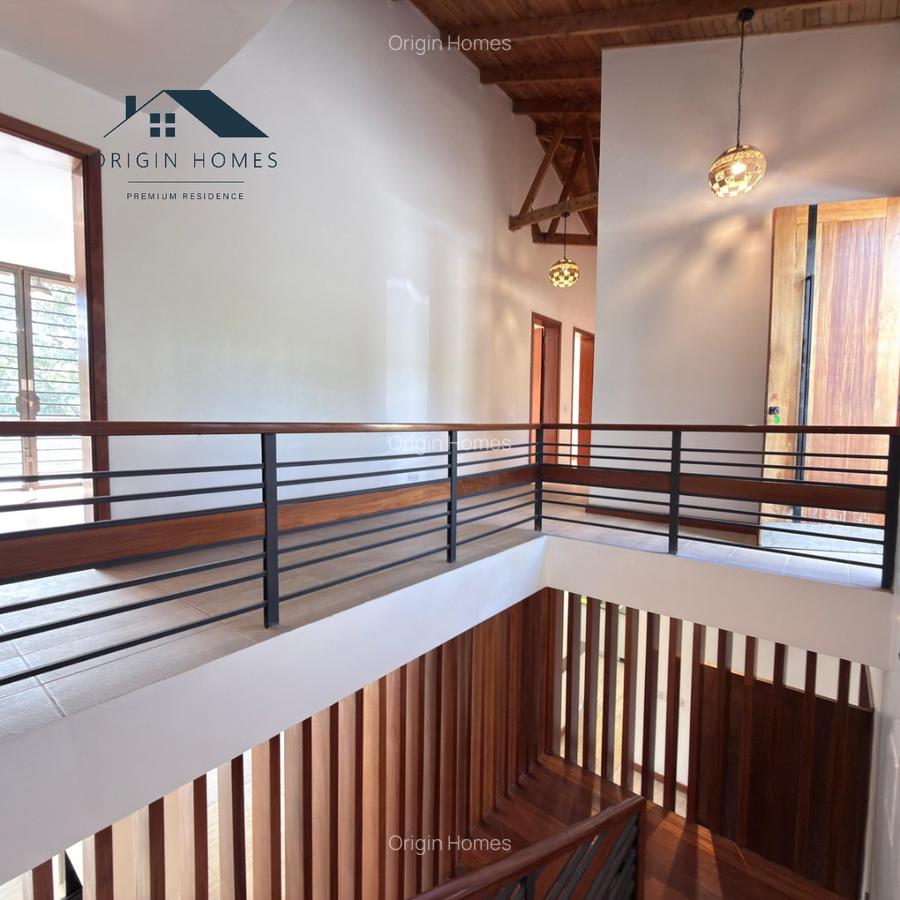 3 Bed House with En Suite at Rosslyn - 6