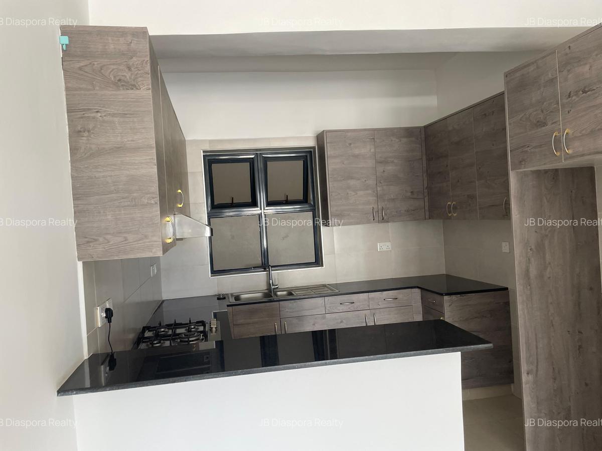 2 Bed Apartment with En Suite at Lantana Road - 2
