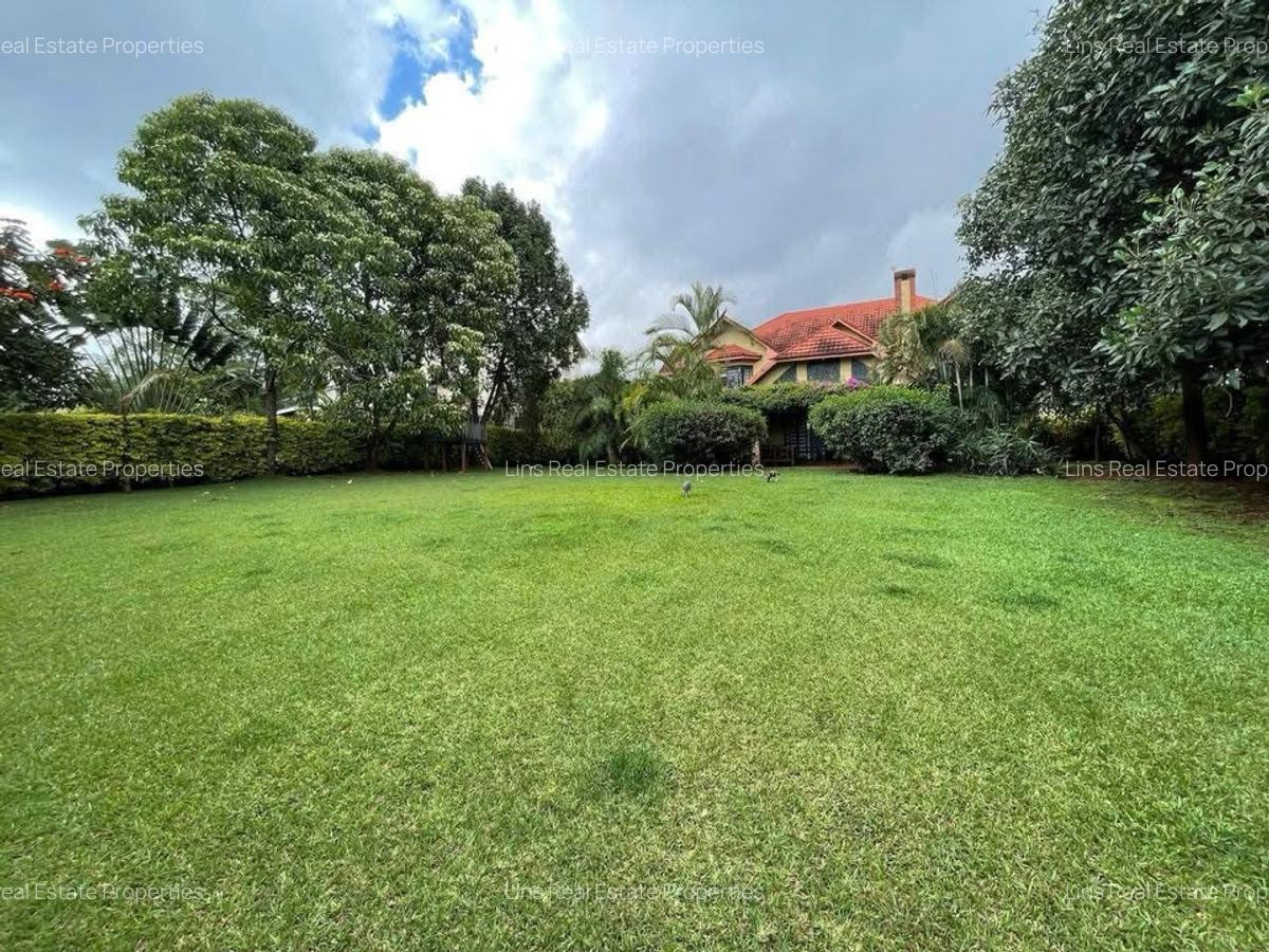 4 Bed House with En Suite in Runda - 2