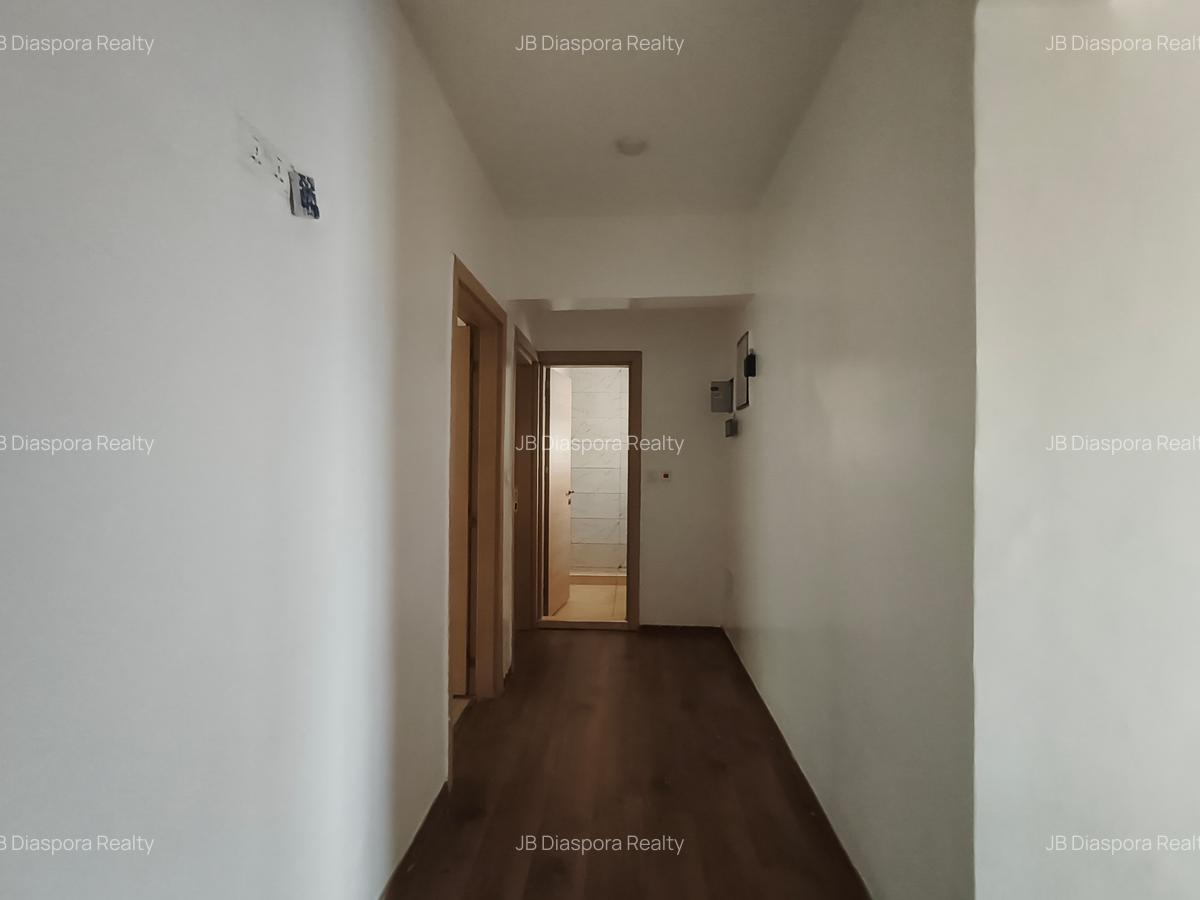 4 Bed Apartment with En Suite at 5Th Parklands Avenue - 13