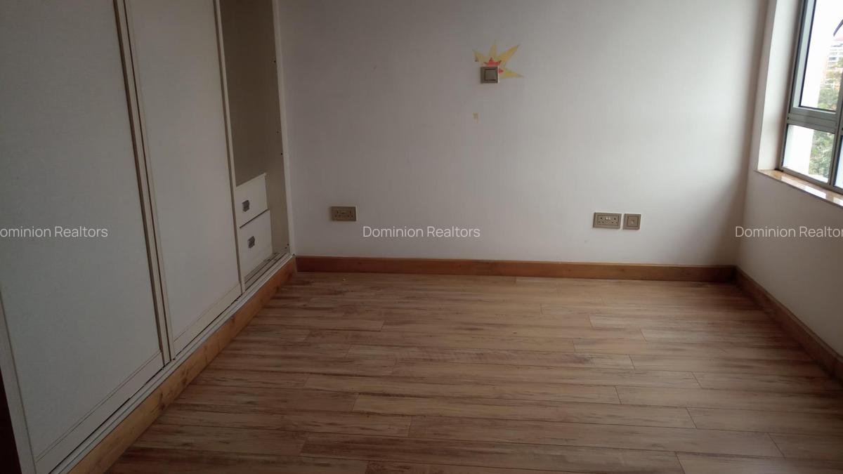 4 Bed Apartment with En Suite at Vihiga Road - 13