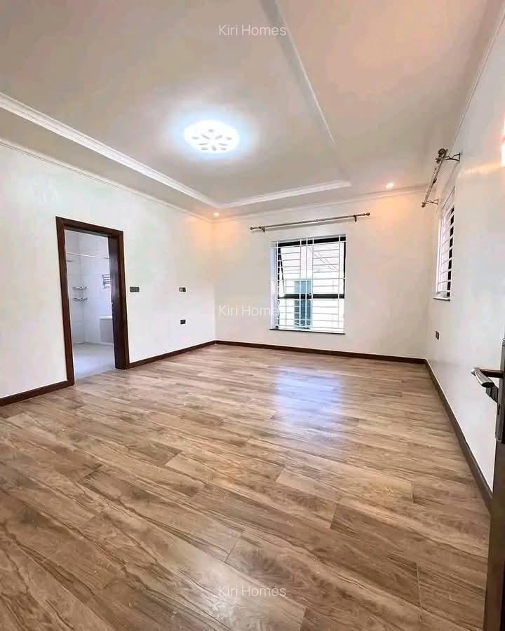 5 Bed Townhouse with En Suite in Karen - 11