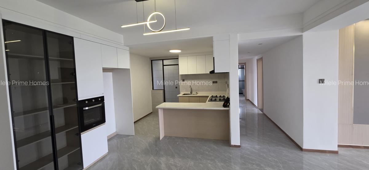 Serviced 3 Bed Apartment with En Suite at Riverside - 7