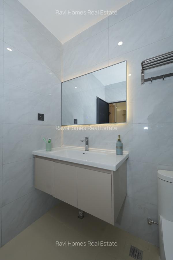 Studio Apartment with Swimming Pool in Kileleshwa - 2
