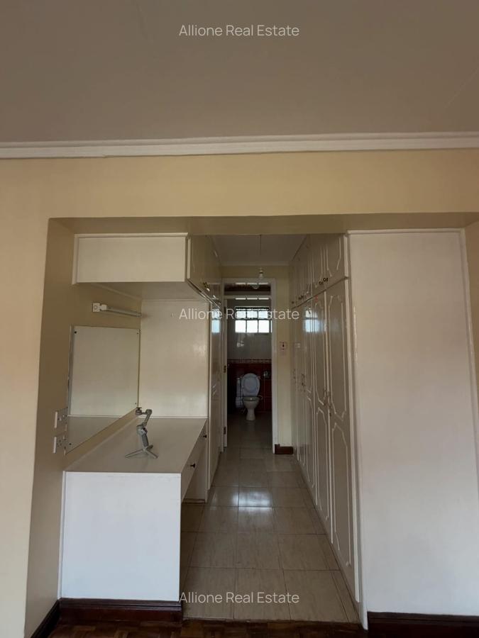 4 Bed Apartment with Parking at Off - Dennis Pritt Road - 9